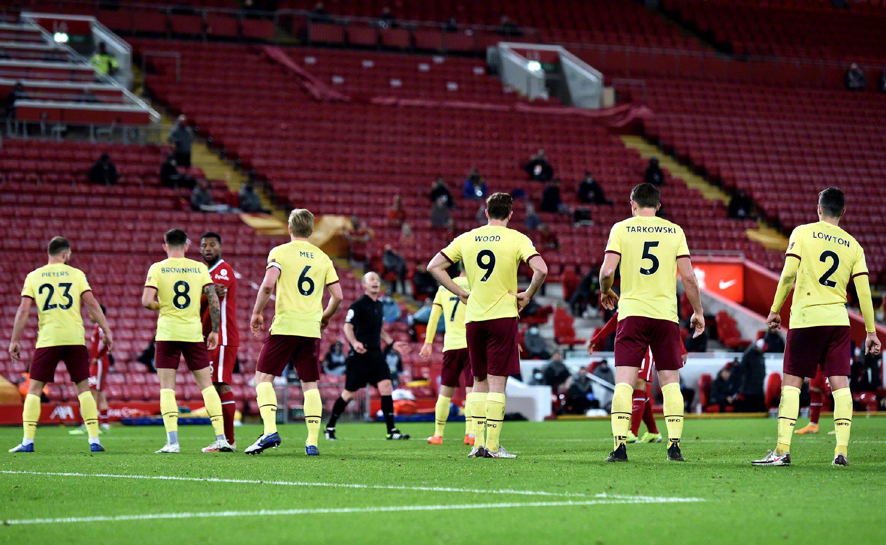 现则让人捉 现则让人捉